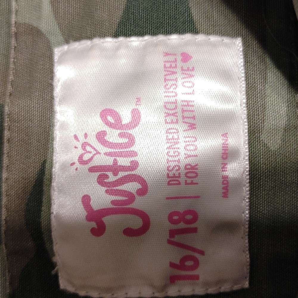 🤢 Justice Jacket - Picture 12 of 14